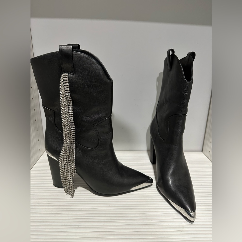 Daniel and Diamond Western Boots